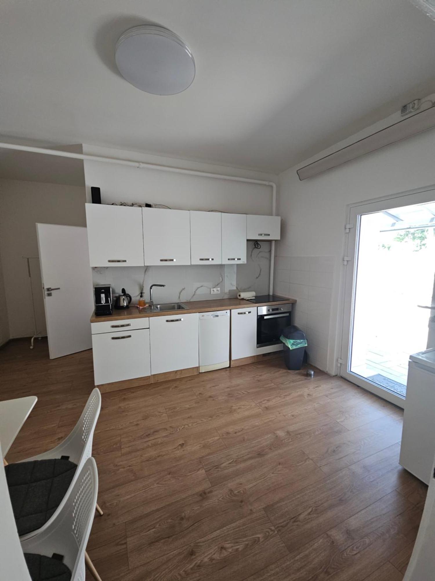 Apartmany Centro & Jacuzzi Piest'any Buitenkant foto